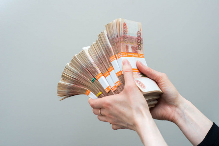 Досрочную выплату зарплаты реабилитировали