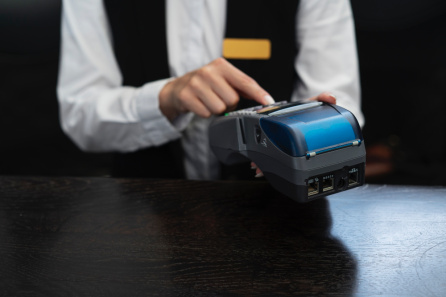 Как скорректировать данные о чеках по снятой с учета ККТ? 