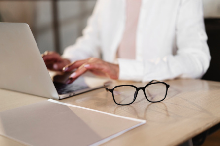 Как на автоУСН учесть купленные за наличный расчет товары? 