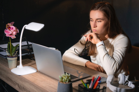 Когда сверхурочные сотрудникам с разъездной работой платить не надо?